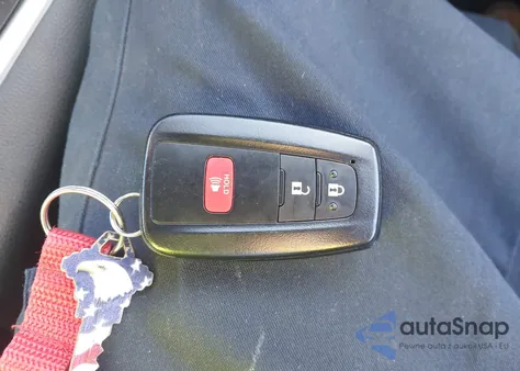 2023 Toyota Rav4 Xle z USA, uszkodzony, nr VIN 2T3W1RFV0PC238372